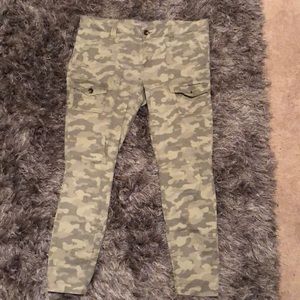 Cropped camo khakis